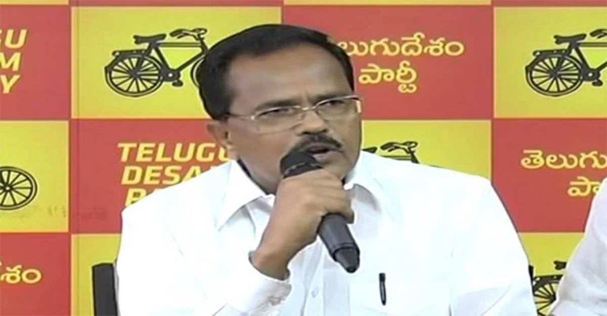 Nalgonda TDP leader Motkupalli Narasimhulu eyes TRS